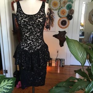 Betsey Johnson stretch lace cocktail dress